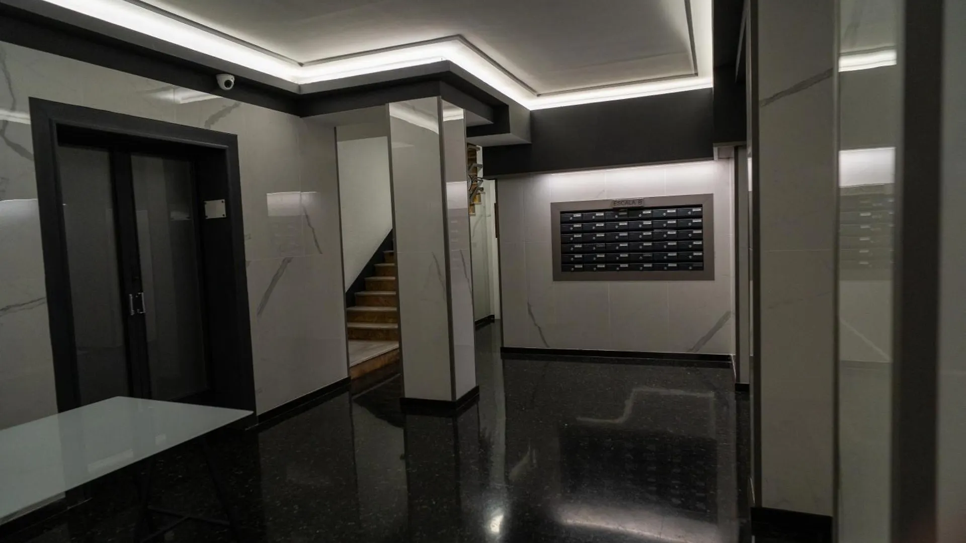 Holidaysbcn Rooms Barcelona 0*,  Spain