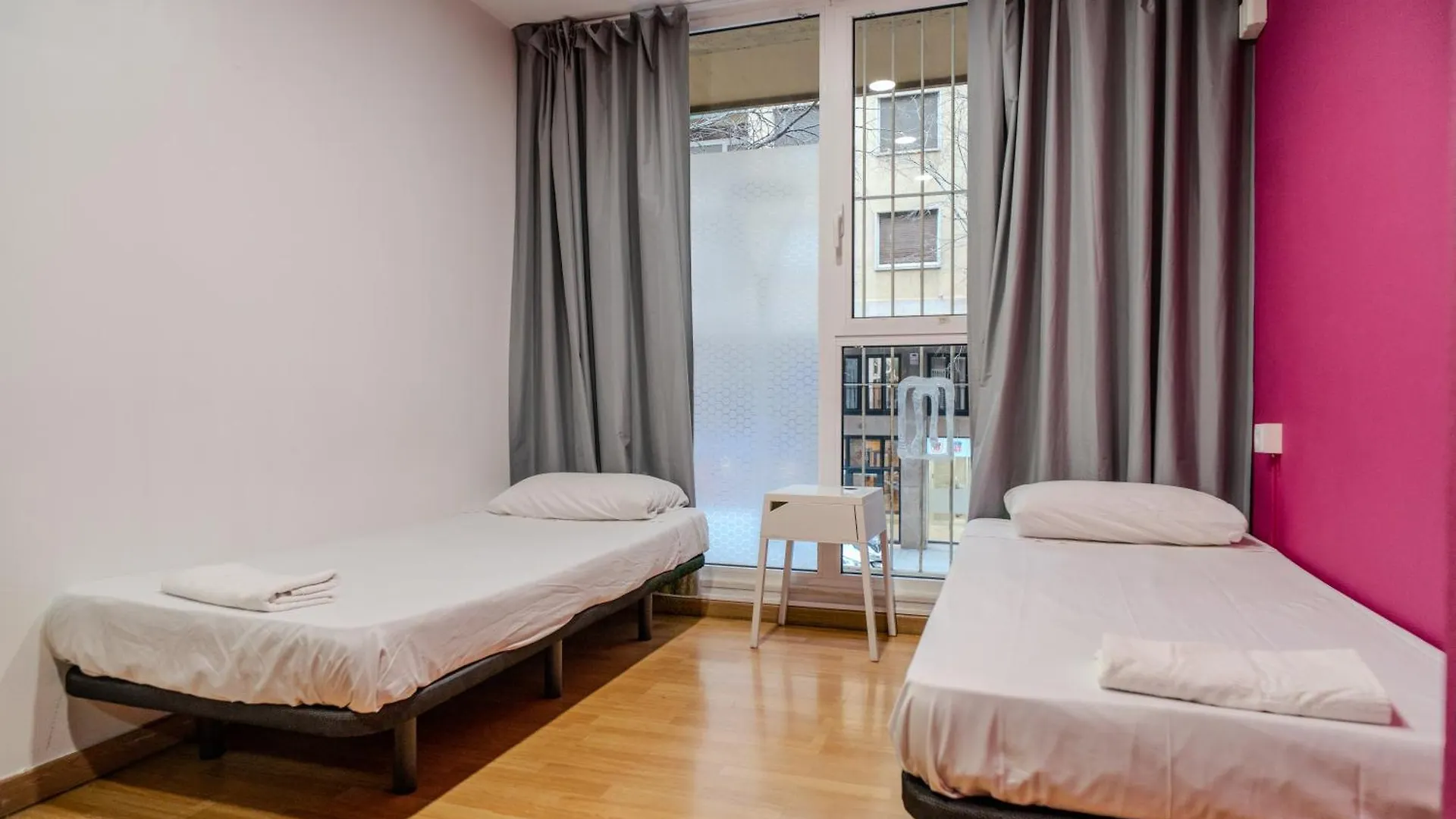 Hostel Holidaysbcn Rooms Barcelona