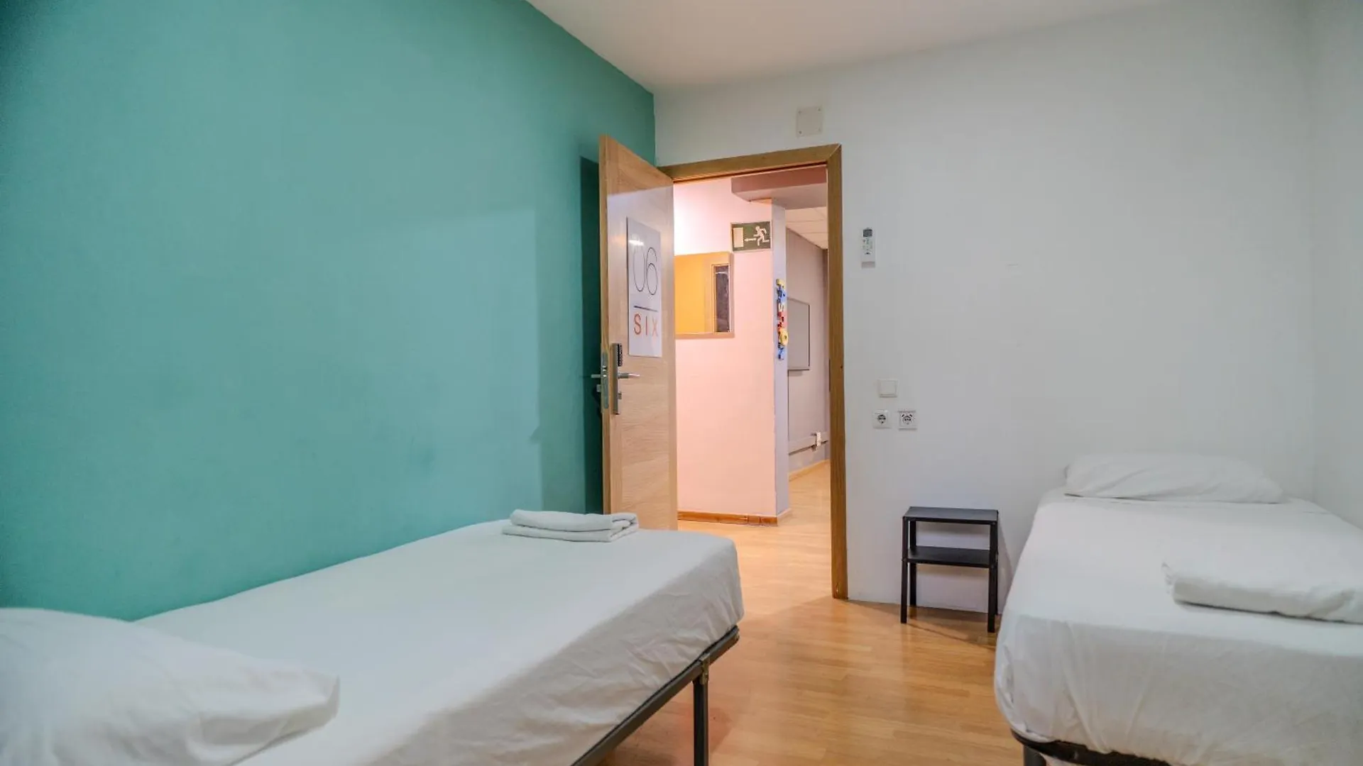 Хостел Holidaysbcn Rooms Барселона