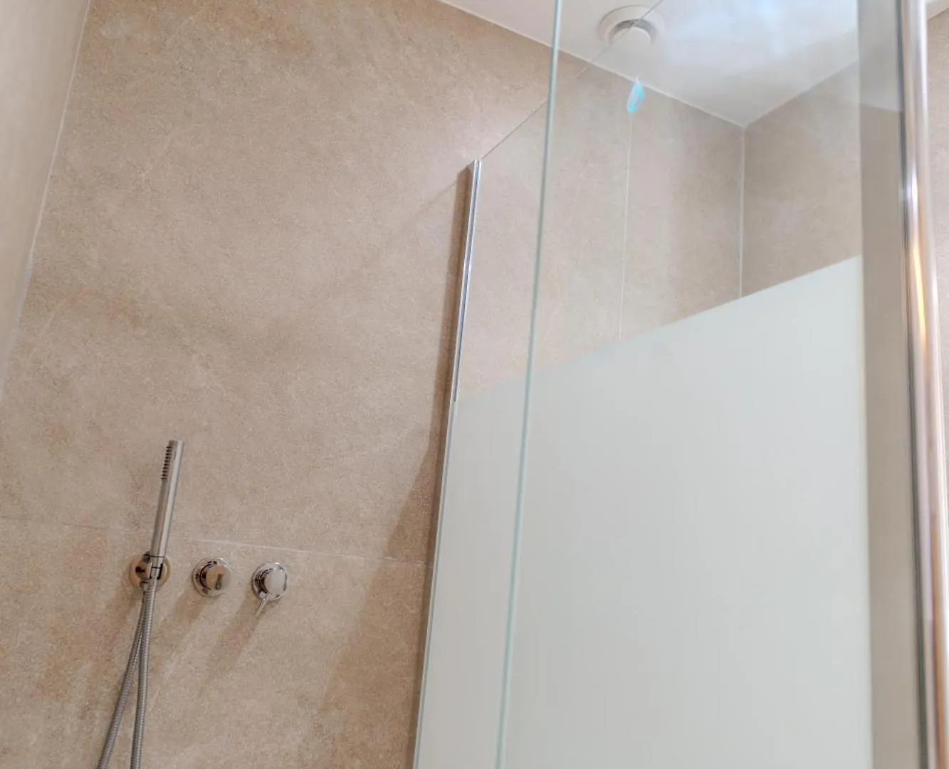 Хостел Holidaysbcn Rooms Барселона Испания
