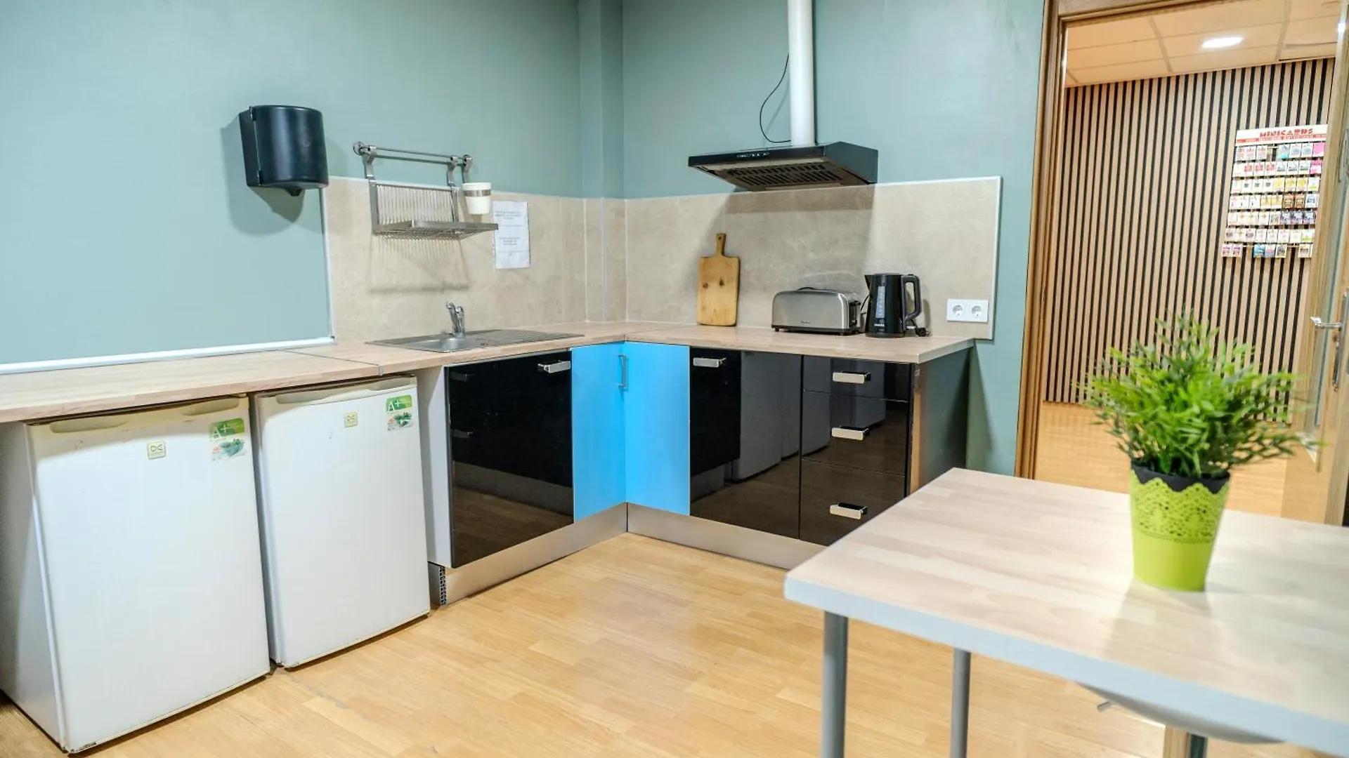 Holidaysbcn Rooms Barcelona Hostal
